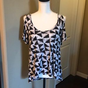Rue 21 Cold Shoulder Black and White Blouse
